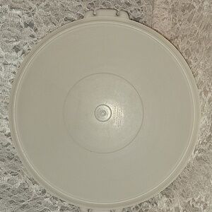 Tupperware: 2 Pieces, Vegetable Carrier, Divided Tray With Lid